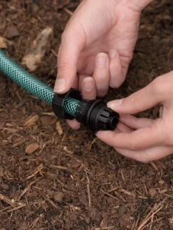 Snip-n-Drip Soaker Hose System -Plants And Accessories Shop 40205 083 tif