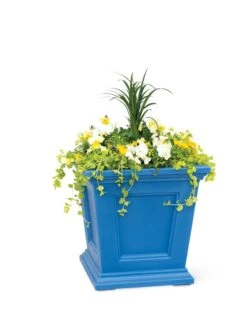 Fairfield Self-Watering Square Planter, 16” X 16” -Plants And Accessories Shop 8611695 046 tif